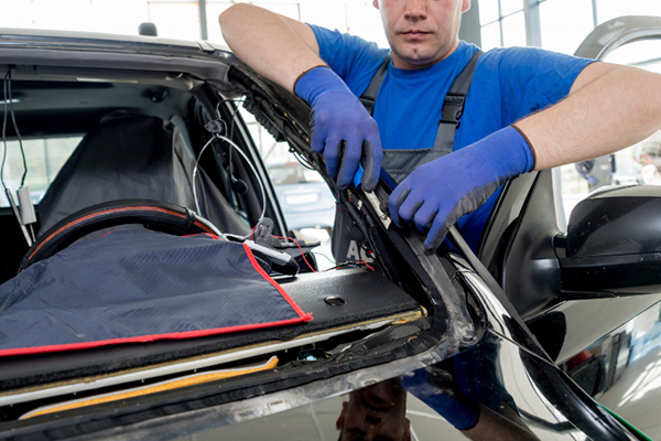Technicien Speed Pare-Brise en intervention
